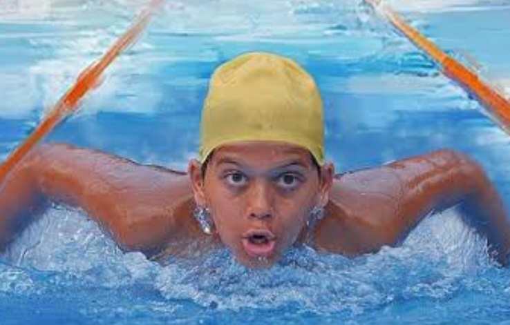 प्रतिवर्ष अनुसार ग्रीष्म अवकाश में निःशुल्क तैराकी ट्रायथलान शिविर का आयोजन 20 अप्रैल से