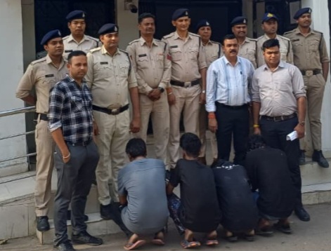 थाना इटारसी पुलिस की बड़ी कार्रवाई, आईपीएल सट्टा संचालित करने वाले संगठित गिरोह के 4 आरोपी गिरफ्तार, 14.22 लाख की सामग्री जब्त