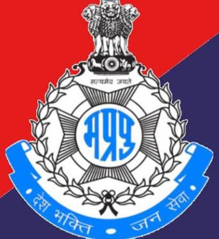 इटारसी पुलिस की तात्कालिक कार्रवाई से नाबालिक हुई बरामद, रात डेढ़ बजे दो नाबालिक को पुलिस ने रेलवे स्टेशन से बरामद कर परिजनों के सुपर्द किया