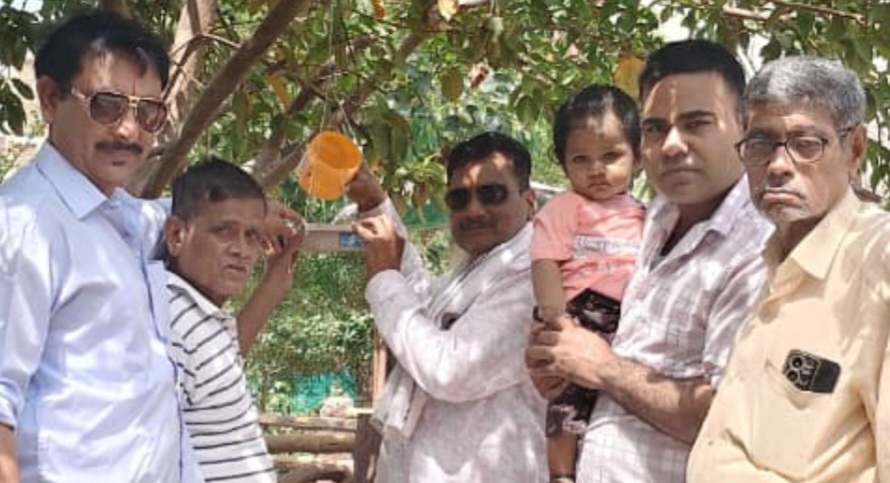 गोल्डन सिलिकॉन सिटी के रहवासियों की अनूठी पहल, भीषण गर्मी में पक्षियों और गौवंश के लिए बने सहारा