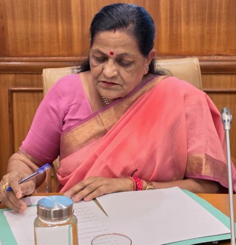 भावी पीढ़ियों के लिए धारणीय शहरीकरण का नया रोडमैप – नई दिल्ली में संसदीय समिति की बैठक में सांसद माया नारोलिया ने जीआईएस-आधारित मास्टर प्लानिंग पर दिया बल, नगरीय नियोजन में तकनीकी समावेशन और सुधार अपरिहार्य, नई दिल्ली में आयोजित आवास और शहरी कार्य संबंधी स्थाई समिति की बैठक में सम्मिलित हुई सांसद माया नारोलिया