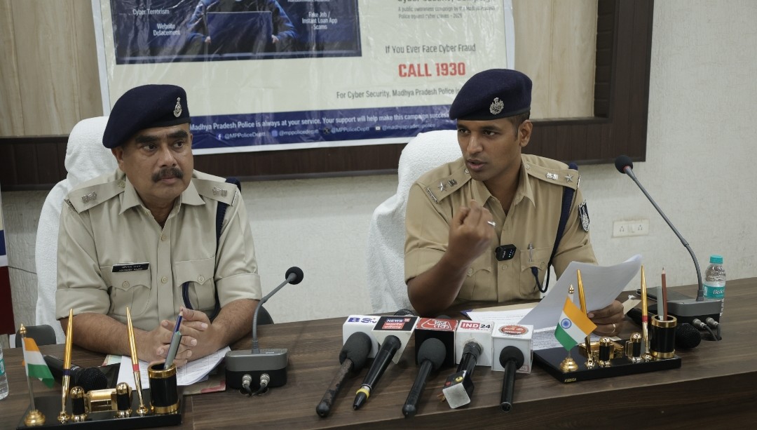साइबर जागरूकता को लेकर सेफ क्लिक 2.0 अभियान का शुभारंभ, साइबर फ्रॉड से सावधान रहने की समझाइश