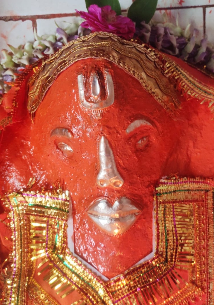 हनुमान मंदिर से भगवान का श्रृंगार चोरी, क्षेत्र में हड़कंप; संदिग्धों पर नजर रखने की अपील
