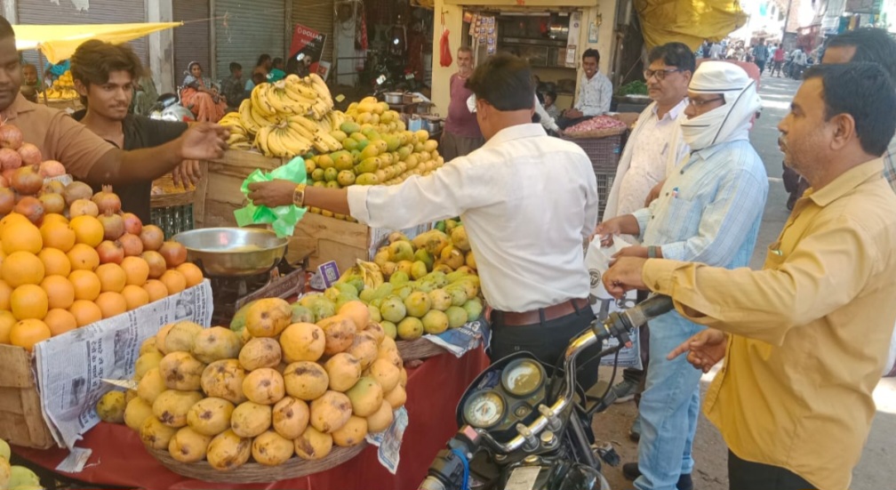 विश्व पर्यावरण दिवस पर अमानक पॉलिथीन के विरुद्ध नगर परिषद सोहागपुर की कार्रवाई