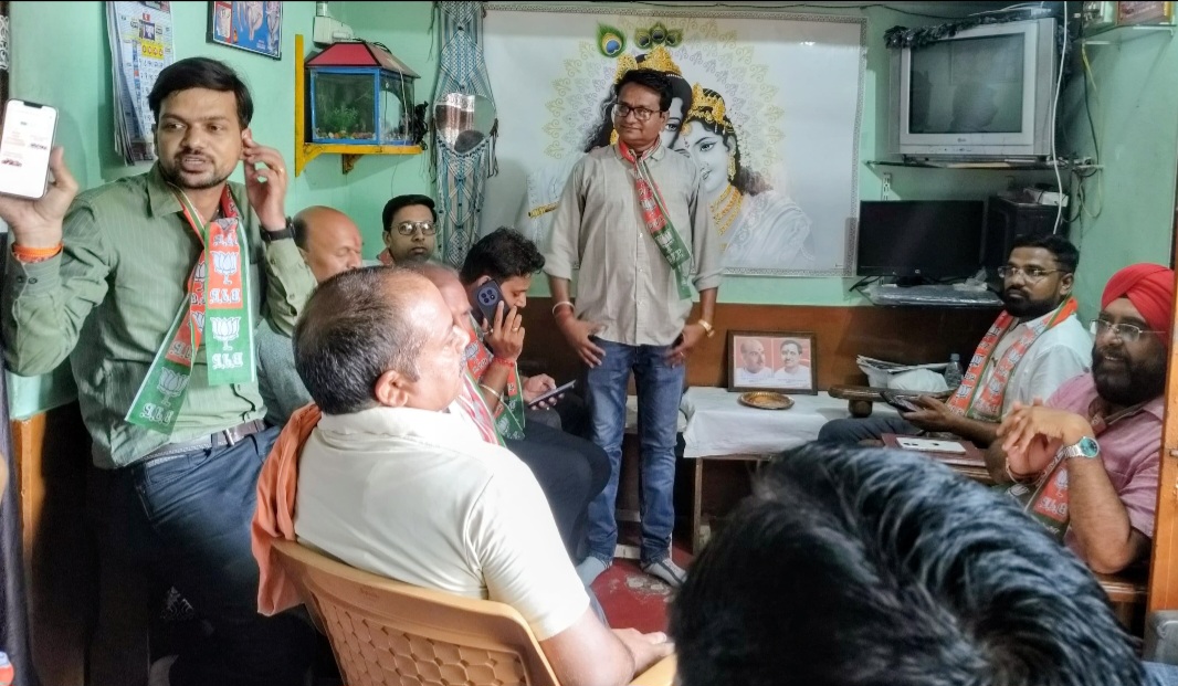 सभी योजनाओं को वार्ड से बस्ती स्तर तक पहुंचाने का काम हम सभी मिलकर करेंगे – मंडल अध्यक्ष राजपूत