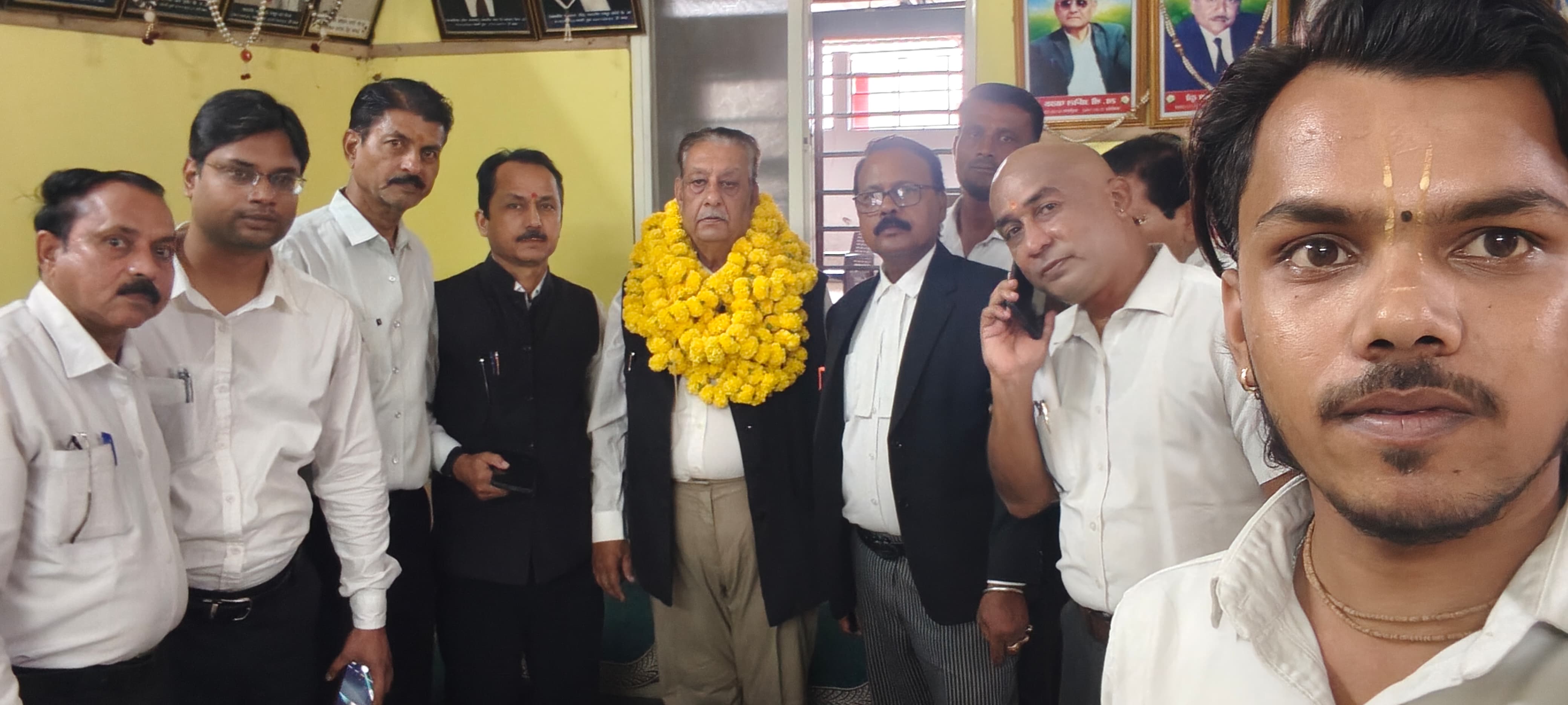 जिला अधिवक्ता संघ- अध्यक्ष पद के उम्मीदवार अधिवक्ता राजीव दुबे ने वापस लिया नाम
