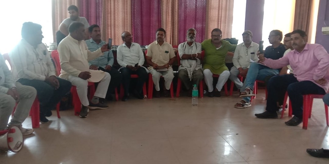 संयुक्त किसान मोर्चा की बैठक में मुख्यमंत्री निवास घेरने की बनेगी रणनीति, नौ संगठन होंगे शामिल, भोपाल कूच करेंगे किसान