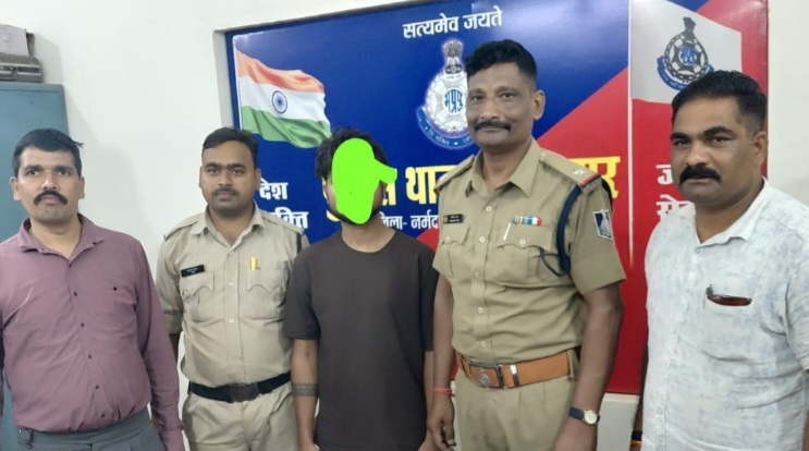सोहागपुर पुलिस की बड़ी कार्रवाई: साइबर ठगी के आरोपी को उड़ीसा से गिरफ्तार, ₹8.50 लाख की धोखाधड़ी का खुलासा, उपभोक्ता फोरम के नाम पर भेजे गए फर्जी लिंक से हुई साइबर ठगी, पुलिस ने तकनीकी जांच के आधार पर आरोपी तक पहुंच बनाई