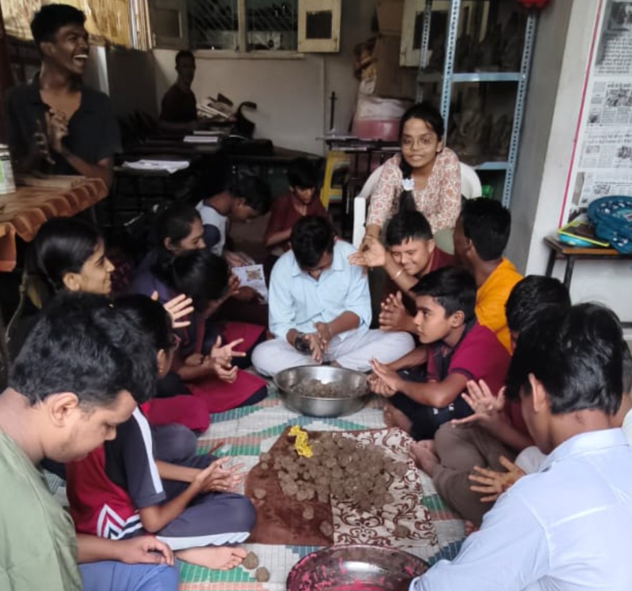 विभिन्न गतिविधियों से हो रहा दिव्यांग बच्चों का बौद्धिक विकास
