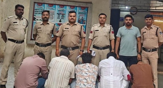 भेरूंदा पुलिस की जुआरियों पर प्रभावी कार्यवाही, 05 आरोपीयो से ₹79,510 नगद व 52 ताश के पत्ते जब्त