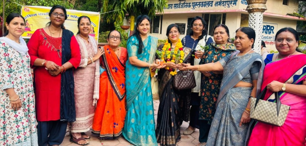 भारती अग्रवाल के कैलाश मानसरोवर यात्रा से वापसी पर भावपूर्ण स्वागत किया गया