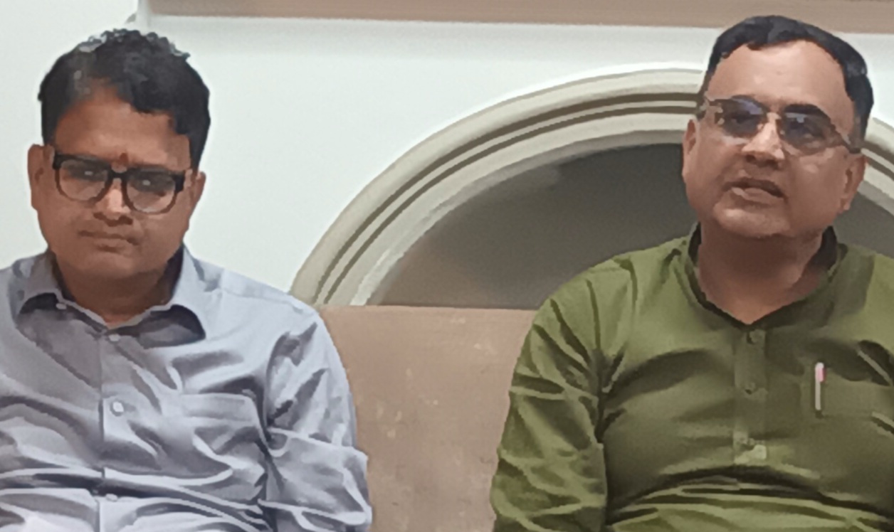 नर्मदा जल के साथ 22 अगस्त क़ो पौधा लेकर निकलेगी संस्कार कांवड़ यात्रा, विवेकानंद घाट से काले महादेव एवं सेठानी घाट तक जाएगी यात्रा, तैयारियां पूर्ण