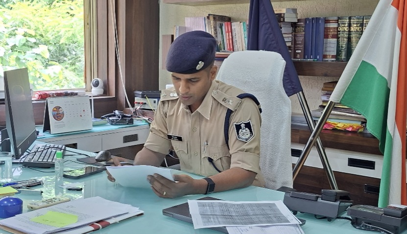 पुलिस अधीक्षक कार्यालय नर्मदापुरम एवं थाना स्तर पर साप्ताहिक जनसुनवाई का आयोजन, आमजन की शिकायतों का किया गया निराकरण