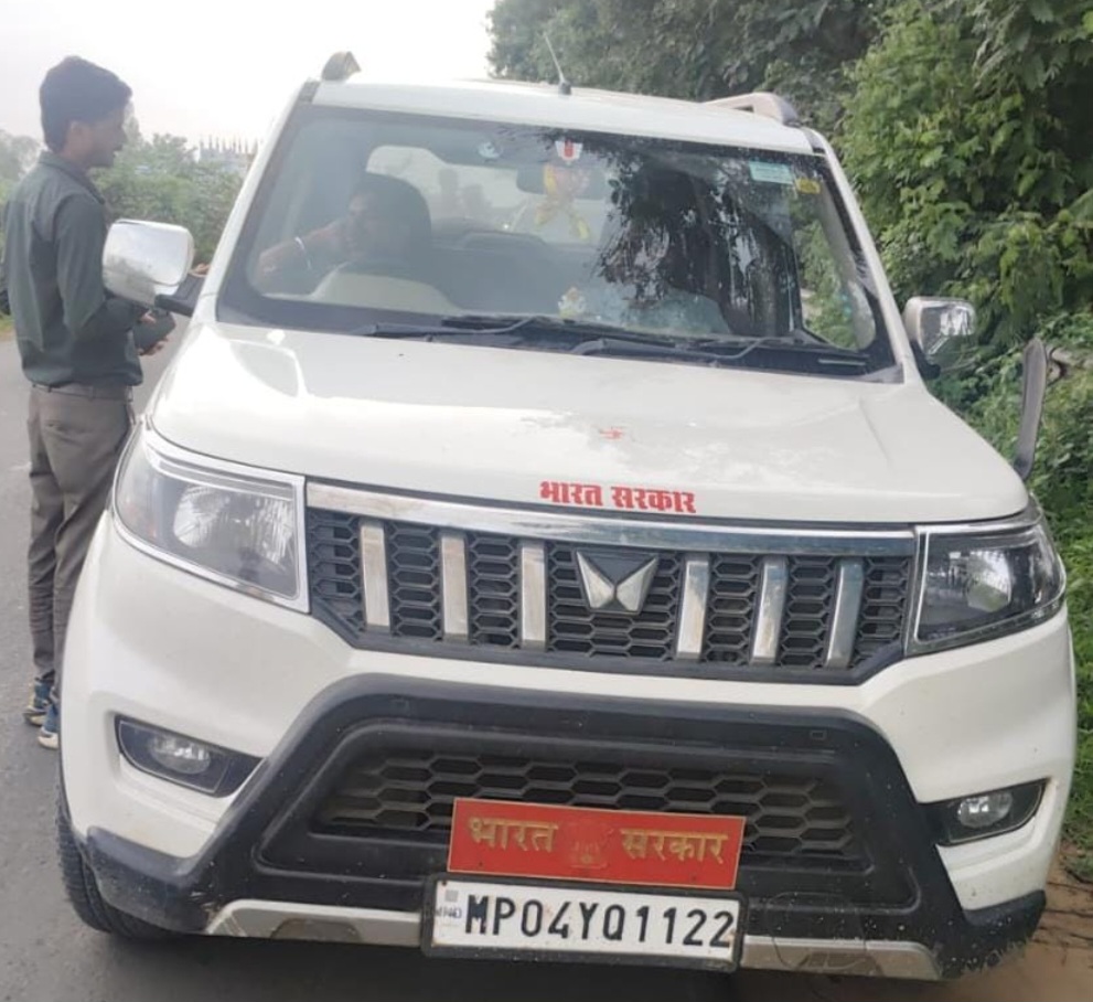 विशेष प्रवर्तन अभियान में नर्मदापुरम पुलिस की सख्त कार्रवाई, तीन दिनों में 529 वाहनों पर कार्रवाई, ₹2.33 लाख से अधिक का समन शुल्क वसूला
