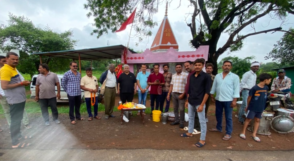 भीलाखेड़ी से प्रारंभ तिलक सिंदूर तक कावड़ यात्रा का ग्राम धुरपन में जिला कांग्रेस अध्यक्ष शिवाकांत गुड्डन पांडेय के नेतृत्व में किया कांग्रेस जनों ने स्वागत