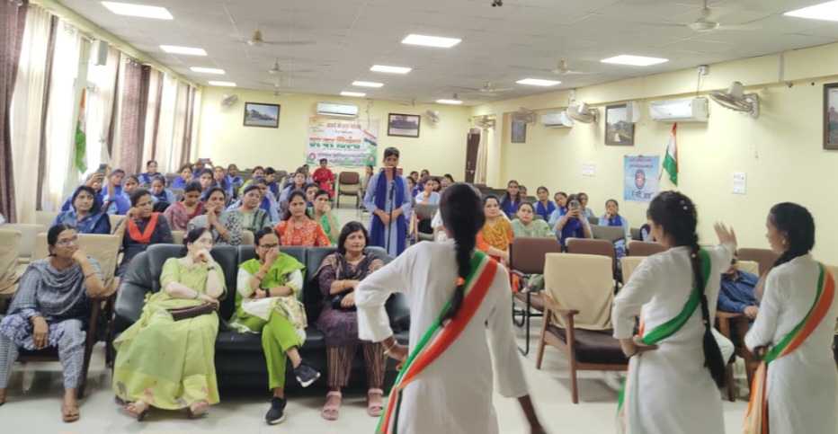 हर घर तिरंगा अभियान के अंतर्गत नृत्य एवं सांस्कृतिक कार्यक्रम आयोजित