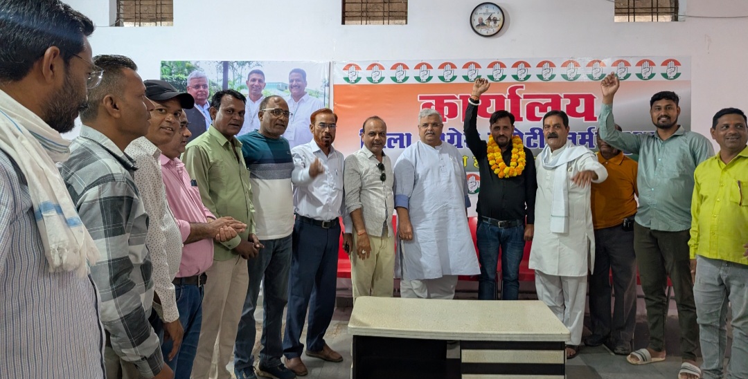 ग्राम नागपुर कला के शैलेंद्र चौरे (शेरु) ने जिला काँग्रेस अध्यक्ष शिवाकांत गुड्डान पाण्डेय की उपस्थित में कांग्रेस की सदस्यता ग्रहण की