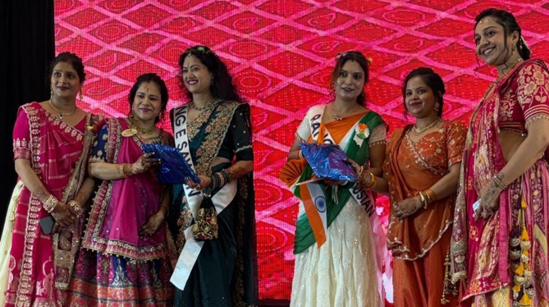 अग्रवाल बहुरानी मंडल ने आयोजित किया जश्न ए हिंदुस्तान उत्सव, देशभक्ति गीतों पर किया नृत्य