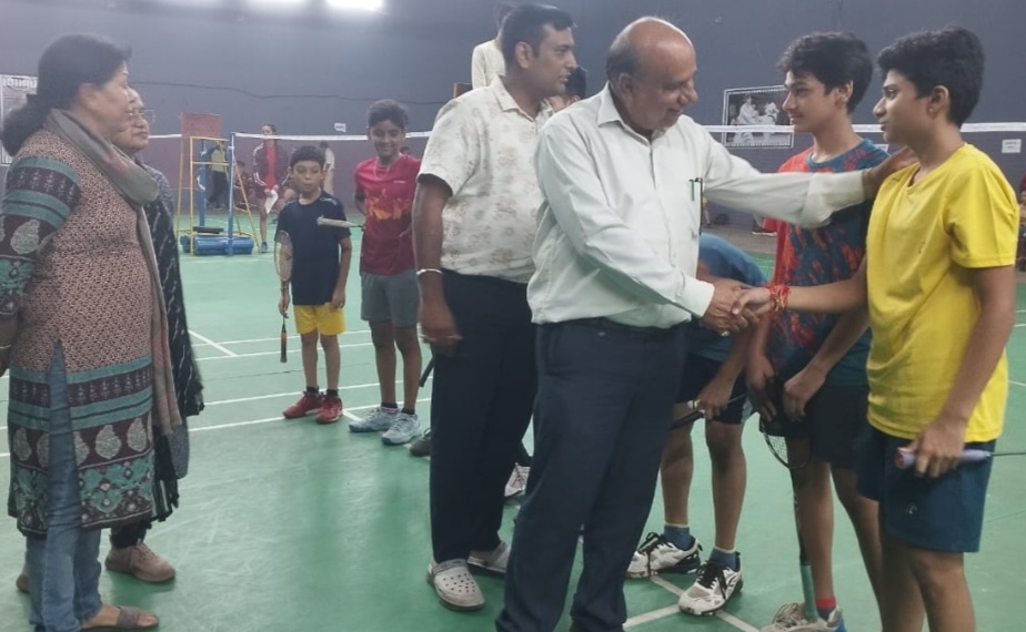 संभाग स्तरीय बैडमिंटन बालक बालिका आयु वर्ग 14,17,19 प्रतियोगिता का शानदार समापन