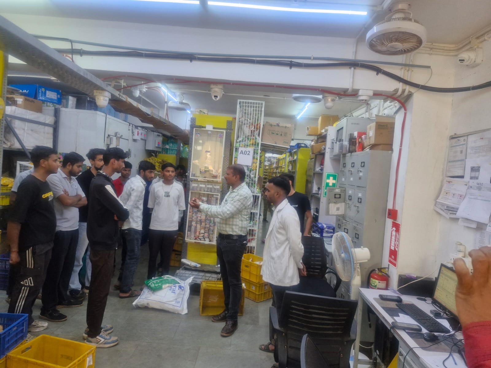पनीर, सोया पनीर और घी के लिए नमूने, 19.68 किलो घी जब्त