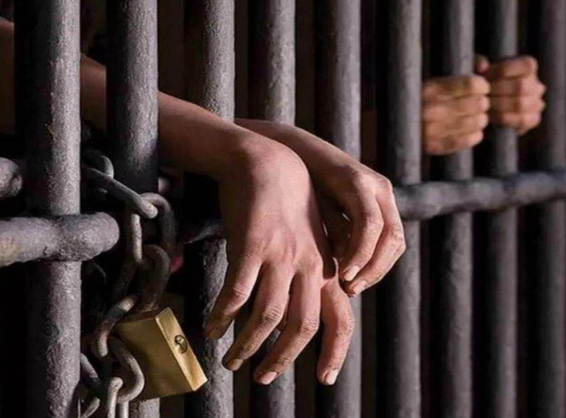 चोरी करने वाले आरोपी को दो वर्ष का सश्रम कारावास एवं एक हजार रू. का जुर्माना
