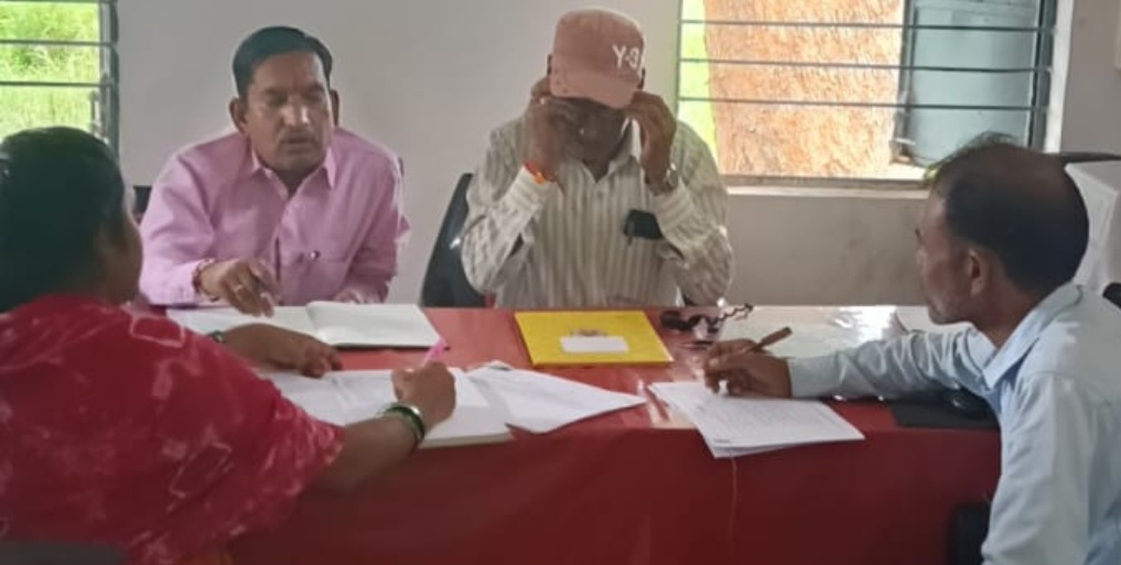 ऊटिया किशोर पंचायत में मनरेगा कार्यों का त्रिस्तरीय सामाजिक अंकेक्षण सत्यापन कार्य समाप्त ग्राम सभा आज