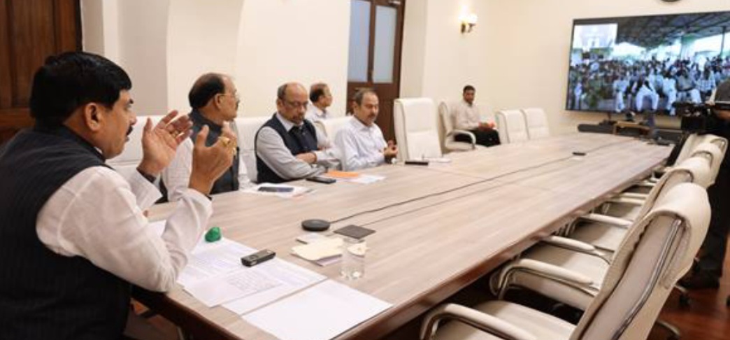 किसानों की सेवा का त्यौहार है बलराम कृषि महोत्सव – मुख्यमंत्री डॉ. यादव, फील्ड से लेकर फैक्ट्री तक सरकार किसानों के साथ है, मुख्यमंत्री ने भिंड जिले में हुए बलराम कृषि महोत्सव में वीसी से की सहभागिता, जिले के किसानों से की इस महोत्सव में बढ़-चढ़कर हिस्सा लेने की अपील