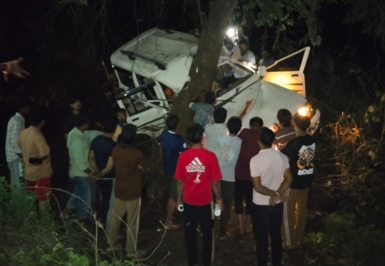 बोलेरो और मोटरसाइकिल की टक्कर में दोनों मोटरसाइकिल सवार की मौत