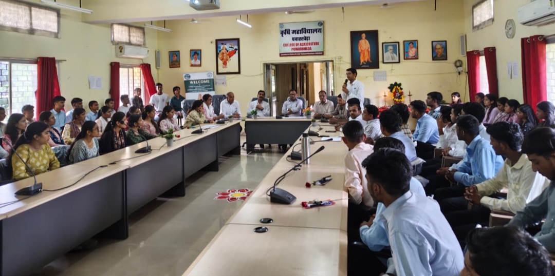 विद्यार्थियों को शिक्षा के साथ-साथ कौशल, नैतिकता और नेतृत्व क्षमता का भी विकास करना चाहिए, कृषि महाविद्यालय, पवारखेड़ा में दीक्षा आरंभ कार्यक्रम की शुरुआत