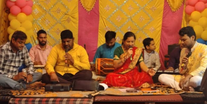 प्राचीन श्री दाऊजी मंदिर (सेठानी घाट) में धूमधाम से मना बलदाऊजी जन्मोत्सव, भजनों की बही रसधारा