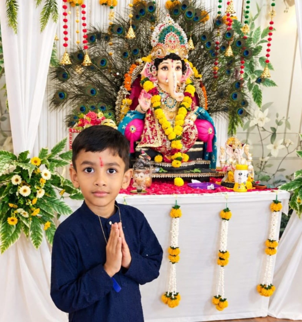 गणेश उत्सव में डांस प्रतियोगिता में संचित सागर कुमावत ने अपनी मनमोहक प्रस्तुति दी