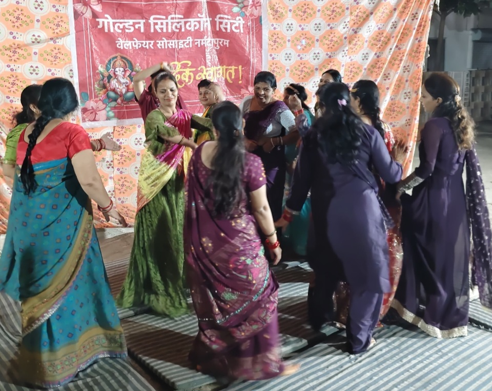 गोल्डन सिलिकॉन सिटी में डांस प्रोग्राम ने बांधा समां, बच्चों और युवाओं ने दी शानदार प्रस्तुतियां