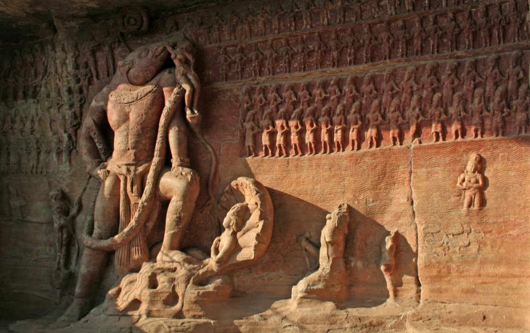 मध्य प्रदेश के नाम गौरवपूर्ण उपलब्धि: यूनेस्को की टेंटेटिव सूची में शामिल हुए चार और नए ऐतिहासिक स्थल, बाघ गुफा चित्रकारी, गिन्नौरगढ़ किला, चंबल घाटी के मंदिर समूह और उदयगिरि गुफाओं को किया गया शामिल, यूनेस्को टेंटेटिव लिस्ट में धरोहरों का शामिल होना मध्यप्रदेश की समृद्ध सांस्कृतिक और पुरातात्विक विरासत की वैश्विक स्वीकार्यता – डॉ. इलैयाराजा टी.