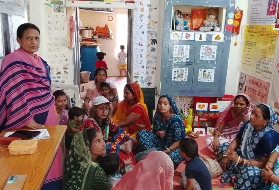 सेवा संकल्प अभियान के अंतर्गत आगनबाड़ी शास्त्री वार्ड 01 केन्द्र 02 सैक्टर 01 में पौष्टिक आहार का आयोजन
