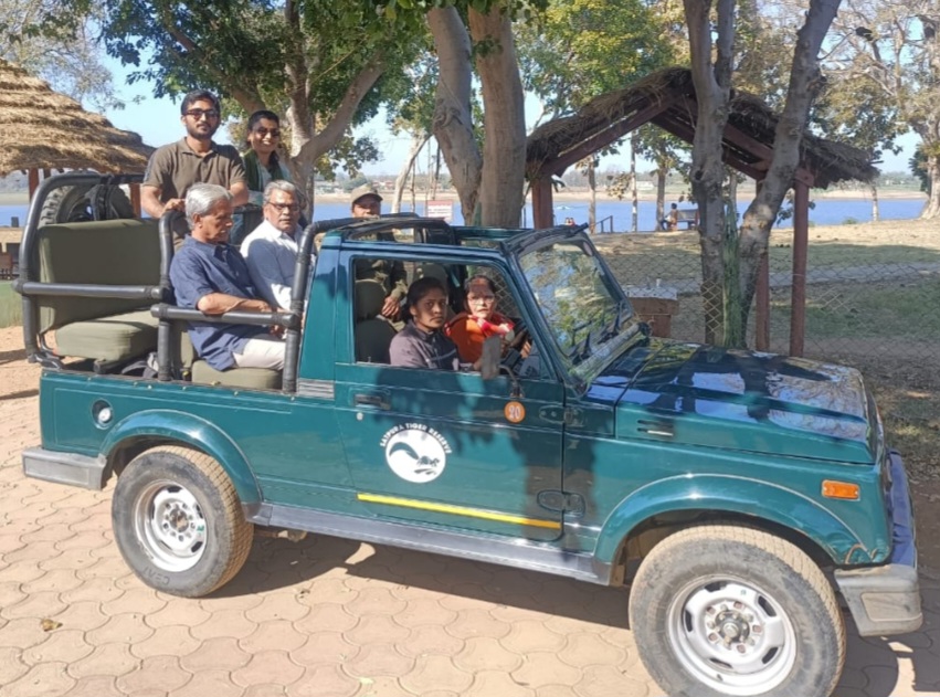 सेवा संकल्प अभियान……………….. सफलता की कहानी, नारी सशक्तिकरण को परिभाषित करती मढ़ई सतपुड़ा टाइगर रिजर्व की साहसिक महिलाएं, सतपुड़ा टाइगर रिजर्व के घने जंगलों में संभाली गाइडिंग और ड्राइविंग की कमान