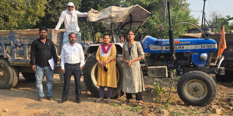 रेत माफिया पर शिकंजा, अवैध रेत परिवहन और ओवरलोड 7 वाहन जप्त