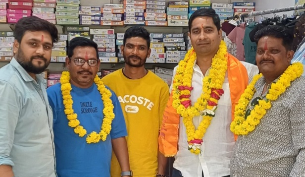 हिन्दू महासभा के प्रदेश उपाध्यक्ष रवि गौतम का इटारसी दौरा