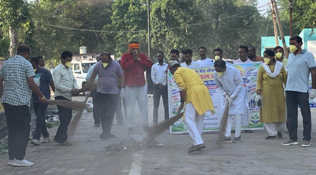 सेवा संकल्प अभियान: गांधी जयंती पर बानापुरा में विशेष स्वच्छता अभियान