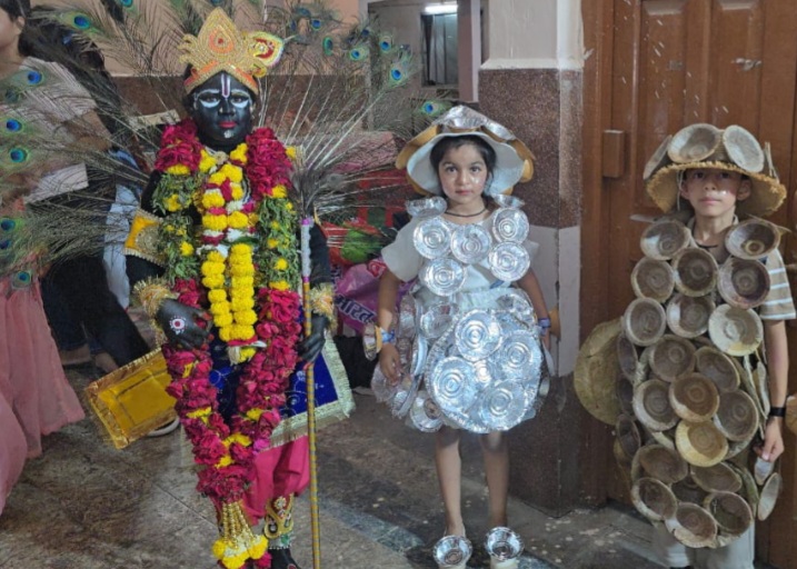 अग्रसेन जयंती महोत्सव 2026………… सांस्कृतिक कार्यक्रम में बच्चो की रंगारंग प्रस्तुतियां, महाकाली श्रीनाथ जी सहित नीम करौली बाबा बन बच्चों ने दी प्रस्तुतियां, थिरकते नन्हे कदमों ने जीता सबका दिल