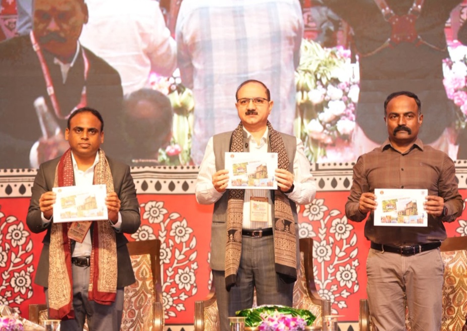 पर्यटकों को संवेदनशील और जिम्मेदार बनाने के लिए उन्हें पर्यावरण के प्रति जागरूक करना आवश्यक- केंद्रीय सचिव श्री कुमार, मध्यप्रदेश का लक्ष्य ‘सतत एवं संरक्षण आधारित पर्यटन मॉडल’ विकसित करना- प्रबंध संचालक डॉ. इलैयाराजा टी., मध्यप्रदेश ट्रैवल मार्ट में वन्यजीव, समुदाय और सतत पर्यटन पर हुआ पैनल डिस्कशन, वन्यजीव पर्यटन के संरक्षण के साथ समुदायों की समृद्धि पर जोर