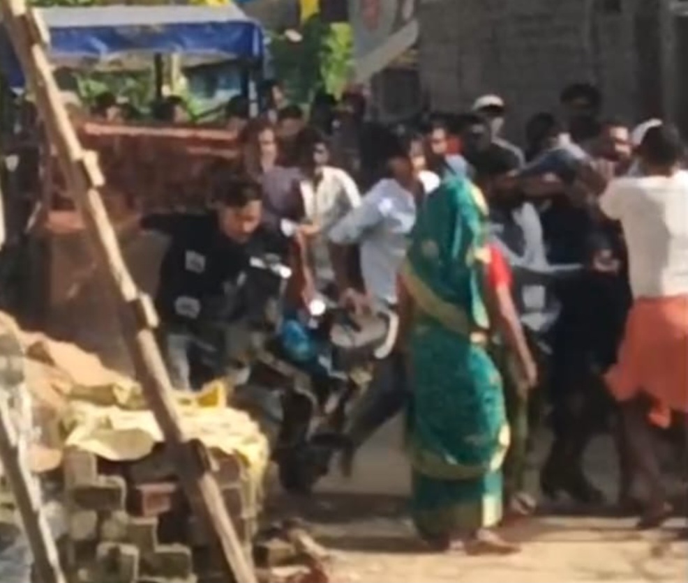 डोंगरवाड़ा के पूर्व सरपंच पर जानलेवा हमला, पुलिस पर पक्षपात का आरोप, कमिश्नर और एसपी से लगाई सुरक्षा व कार्रवाई की गुहार
