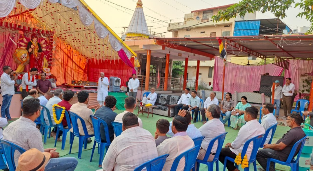 पार्क निर्माण से हरी-भरी होगी कॉलोनियां, वार्ड 12 में पर्यावरण संरक्षण की दिशा में एक और बड़ा कदम, 20.33 लाख से बनेगी दो पार्क, विधायक और नपाध्यक्ष ने किया भूमि पूजन