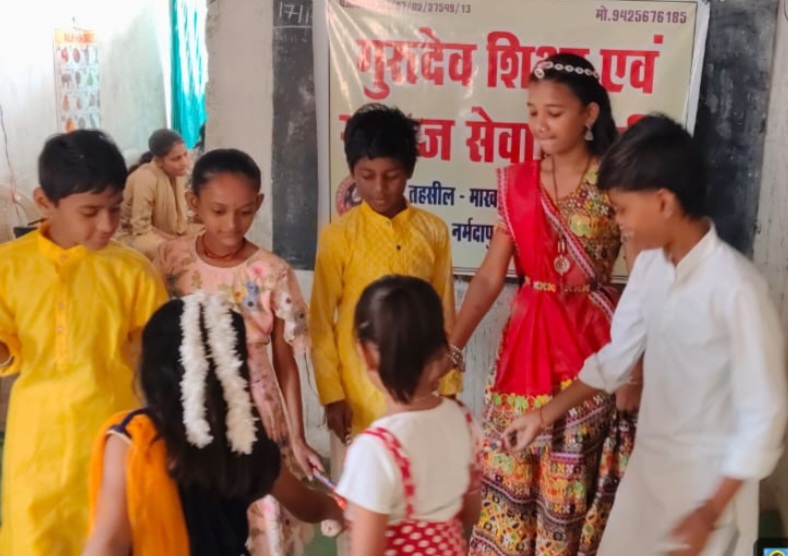 भारत उदय गुरुकुल स्कूल में हर्षोल्लास के साथ मनाया नवरात्रि गरबा उत्सव