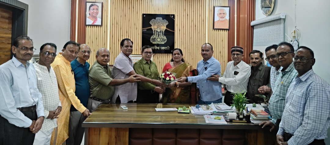 राज्यसभा सांसद श्रीमती माया नारोलिया का मंगोलिया विदेश यात्रा से लौटने पर नर्मदापुरम में भव्य स्वागत