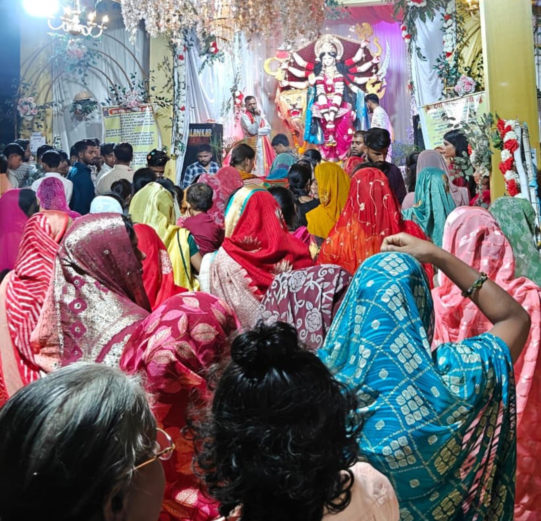 हिन्दू पुत्र उत्सव समिति ने की मां भगवती की महाआरती