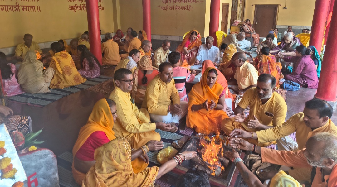 दुर्गा नवमी एवं नौ दिवसीय साधना की पूर्णाहुति पंचकुंडी महायज्ञ के साथ संपन्न