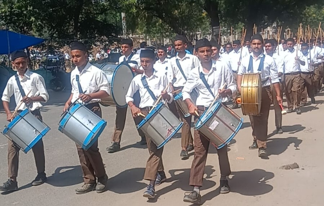 शरद पूर्णिमा पर चाफेकर एवं परशुराम बस्ती के स्वयंसेवकों का संयुक्त पथ संचलन, घोष की गूंज के बीच रसूलिया क्षेत्र में निकलेगा संचलन, प्रांतीय अधिकारी करेंगे शस्त्र पूजन; समापन पर होगा खीर प्रसाद वितरण