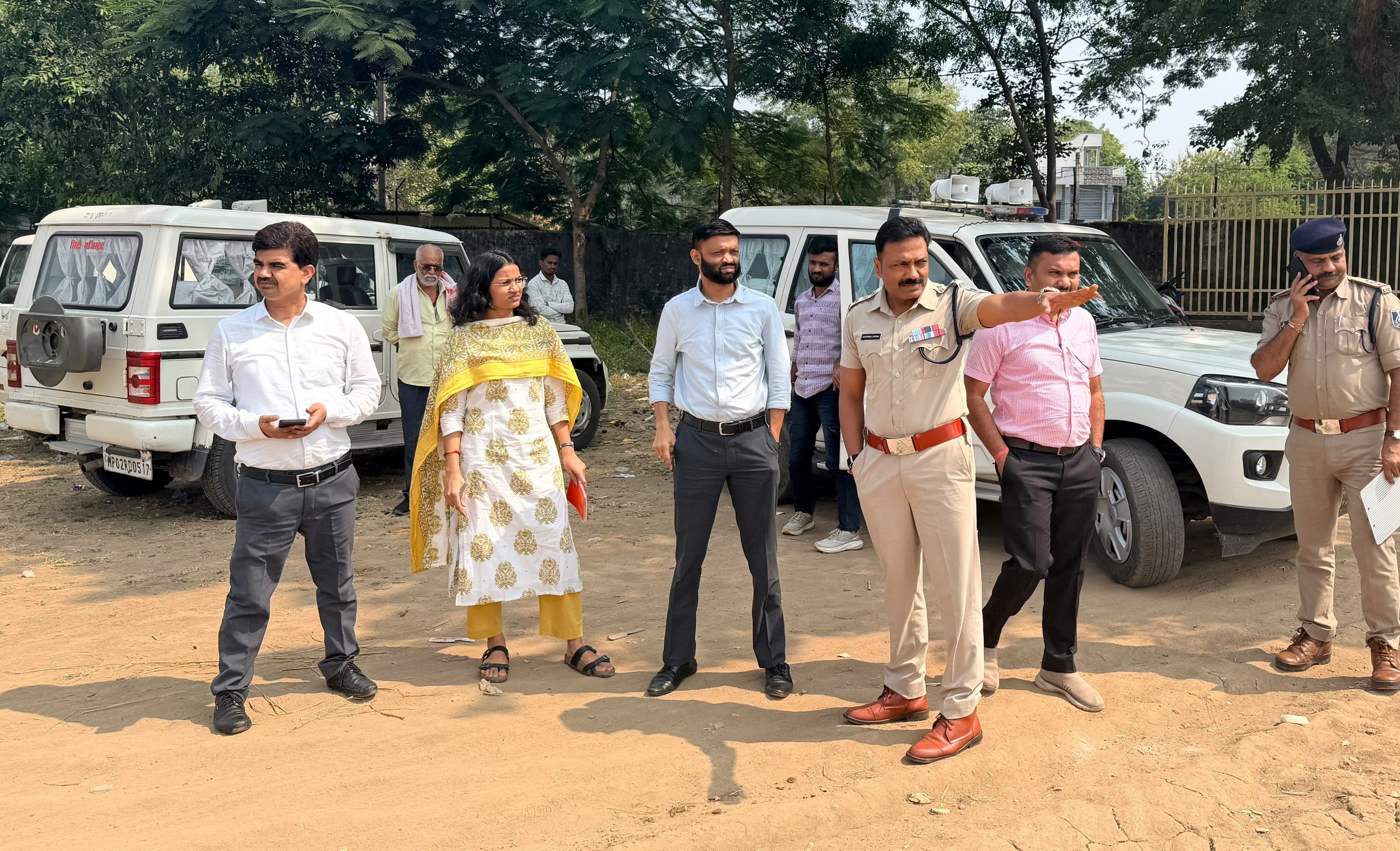 टीन सामग्री से होगा पटाखा दुकानों का निर्माण, बनेगा आपातकालीन रास्ता